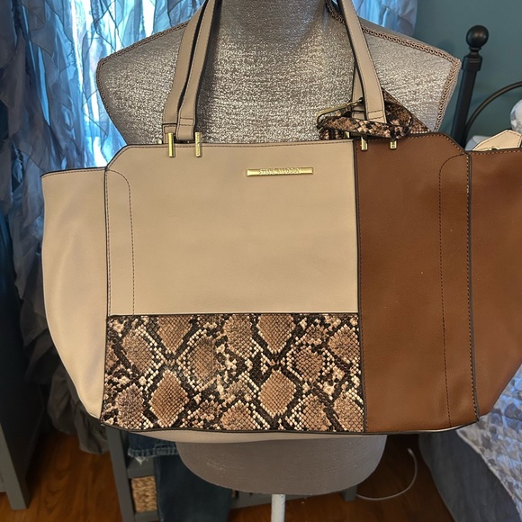 Elegant Brown and Cream Tote Bag - Picture 2 of 5